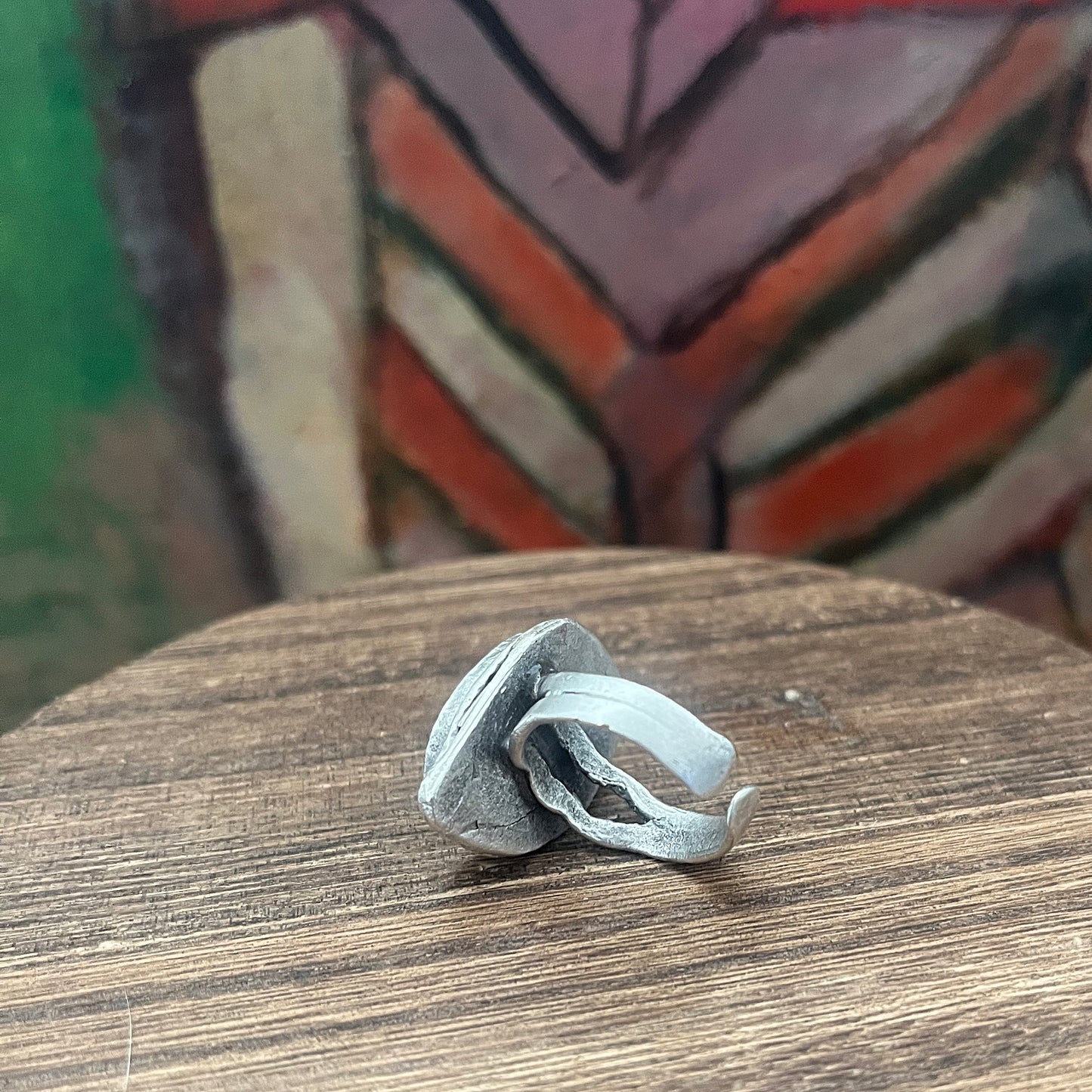 Asymmetrical cosmos ring
