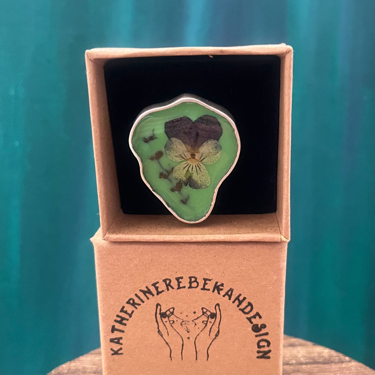 Pansy Posie Ring